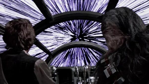 China inova com nave espacial de 240 metros para combate aéreo