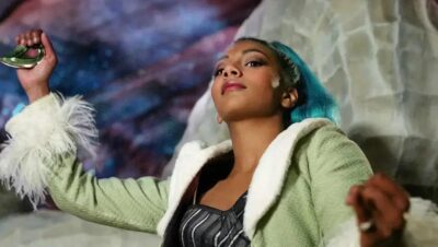 Atriz de One Piece sonha em conhecer o Brasil e o Carnaval